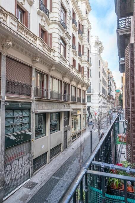 Apartamento De Lujo En Gran Via Daire Madrid Dış mekan fotoğraf