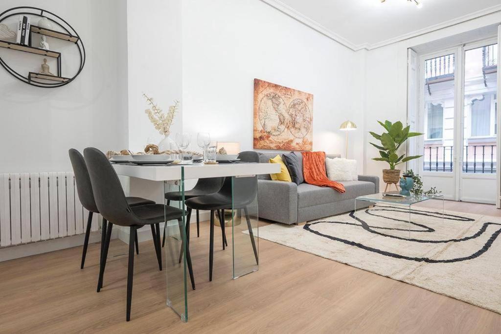 Apartamento De Lujo En Gran Via Daire Madrid Dış mekan fotoğraf
